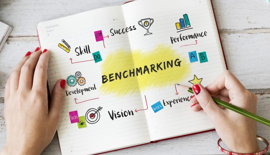 Comment faire un benchmark ? Définition, méthode, avantages…